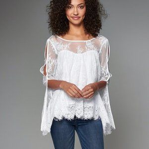 💖Abercrombie & Fitch White Lace Bell Sleeve Shirt